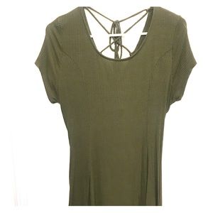 Flowy Criss-Cross Back Dress